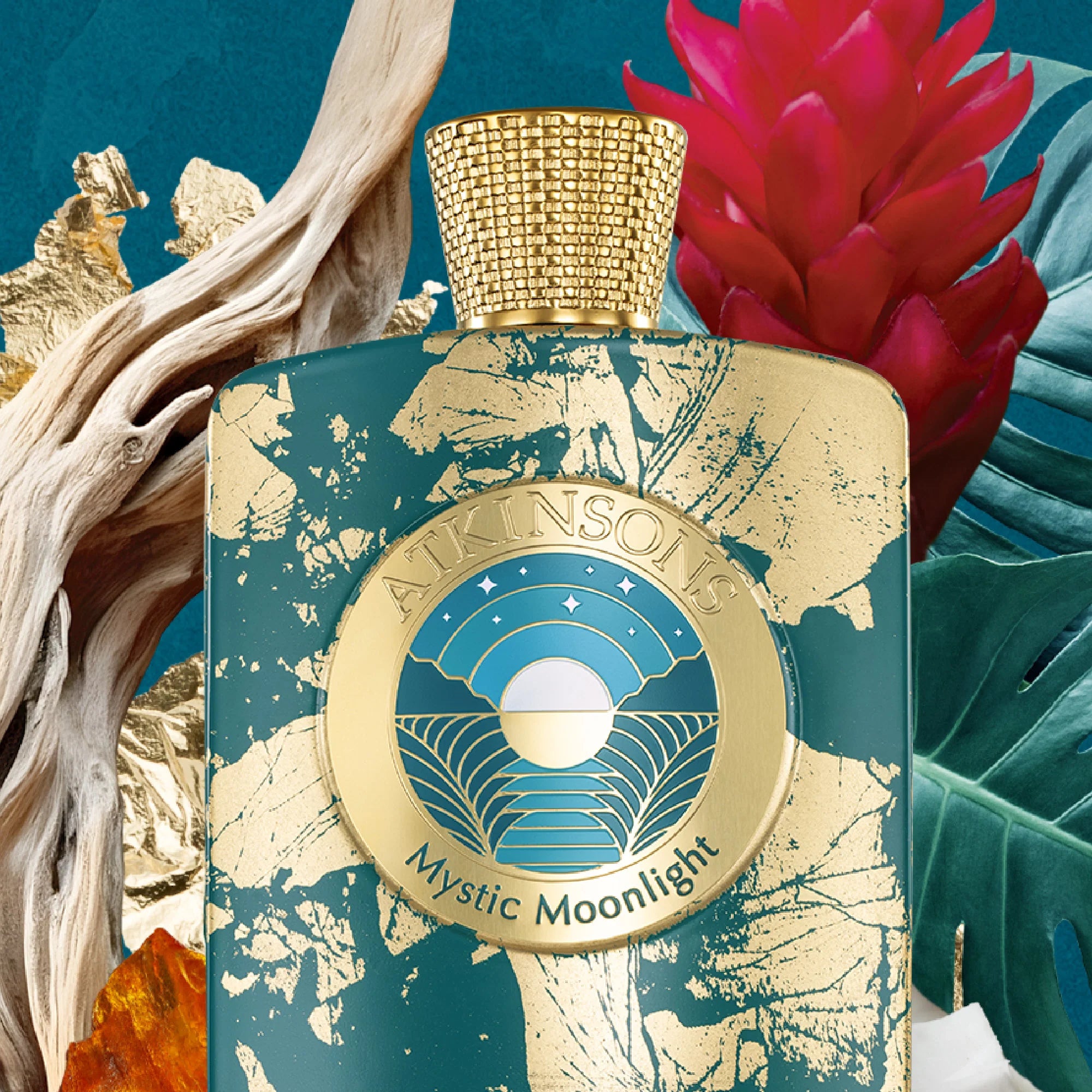 Moon Embrace Accord
The softness of tonka bean enhances the amber notes, creating a warm and enveloping trail.
